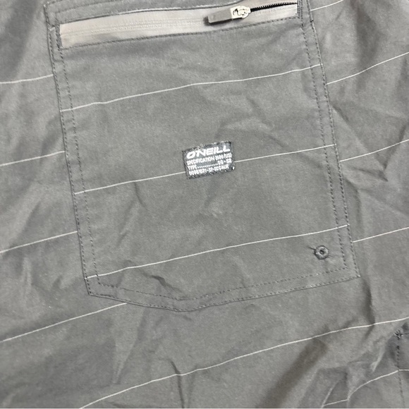 O’NEILL Mens Black thin stripe Crossover Hybrid Swim Shorts size: 38 - Picture 3 of 9